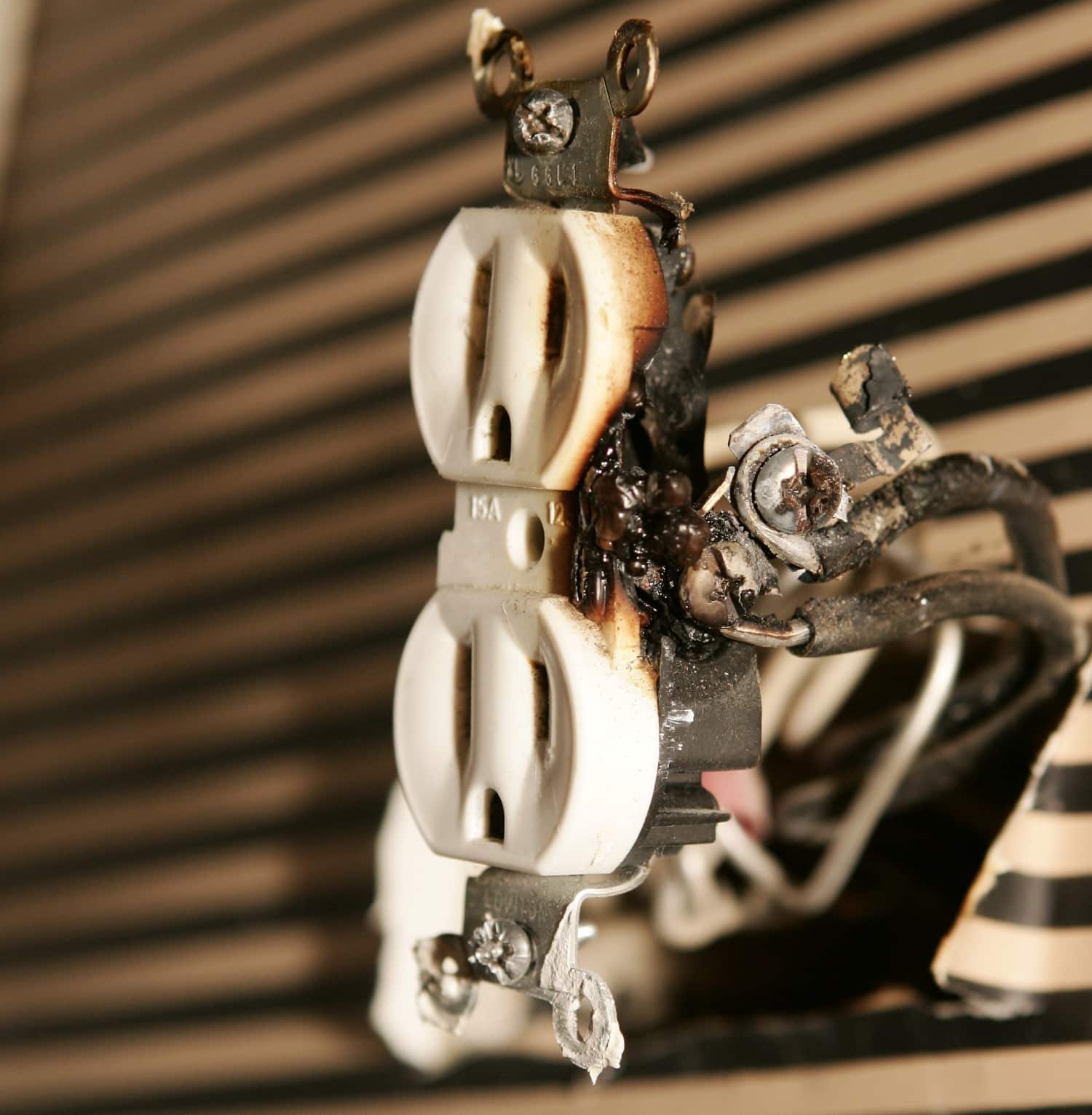 electrical outlet damage services